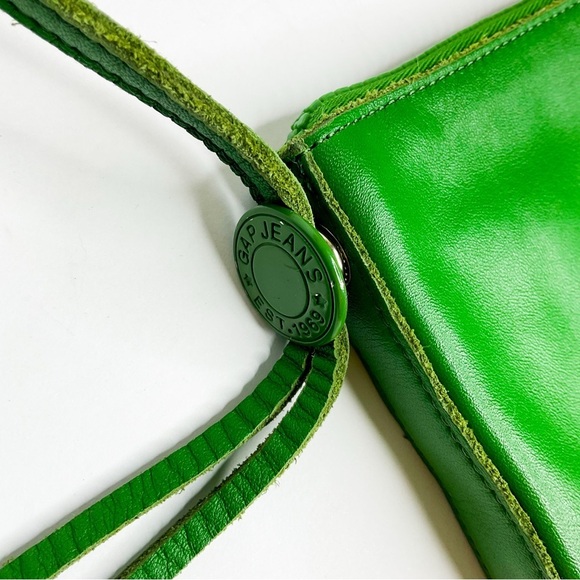 Vintage GAP Kelly Green Soft Supple Leather Wristlet 90s Y2K Clutch Bag - Picture 4 of 8